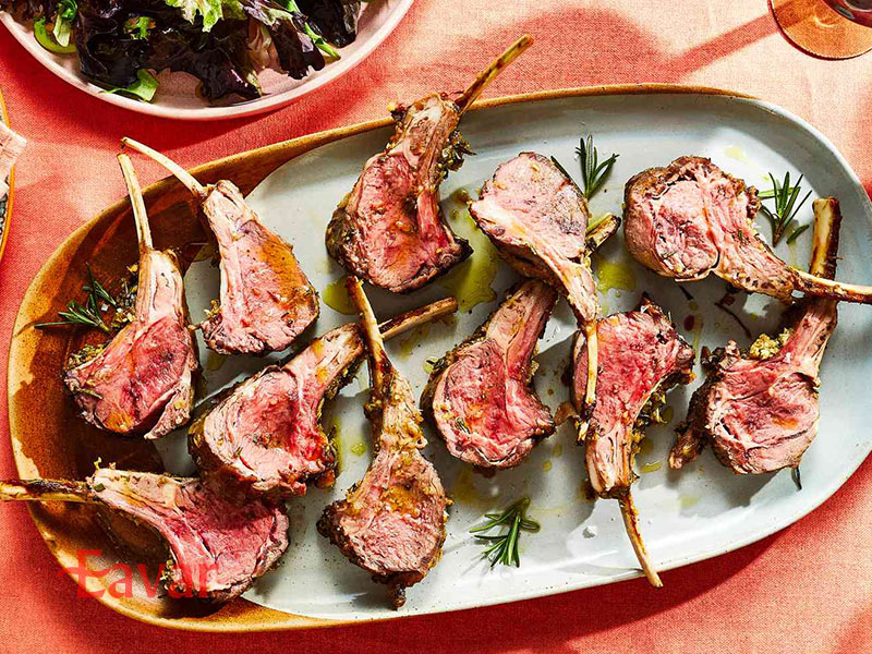 گوشت بره کبابی از غذاهای عید پاک