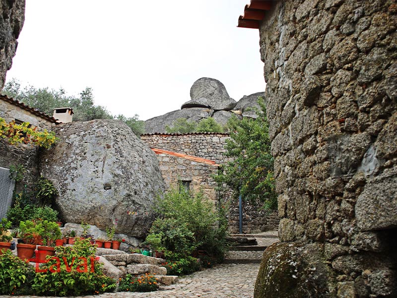 روستای مونسانتو پرتغال