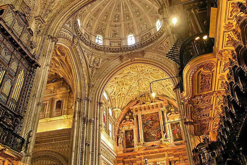 معماری کاخ الحمرا اسپانیا