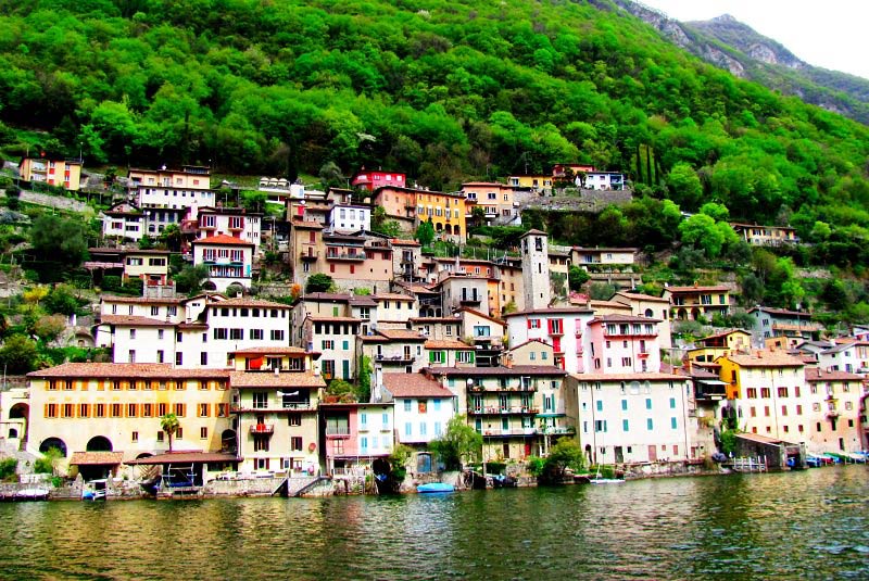 دهکده گاندریا از مکان های دیدنی لوگانو