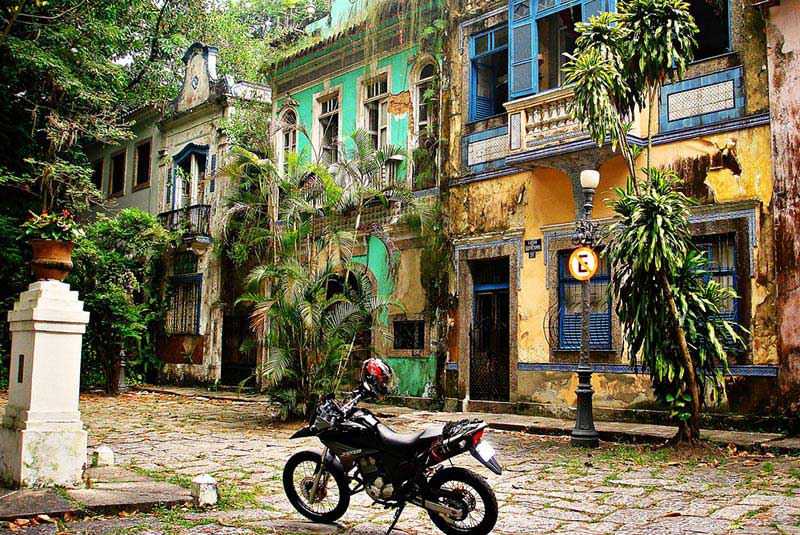 میدان لارگو دو بوتیکاریو از مکان های دیدنی ریودوژانیرو