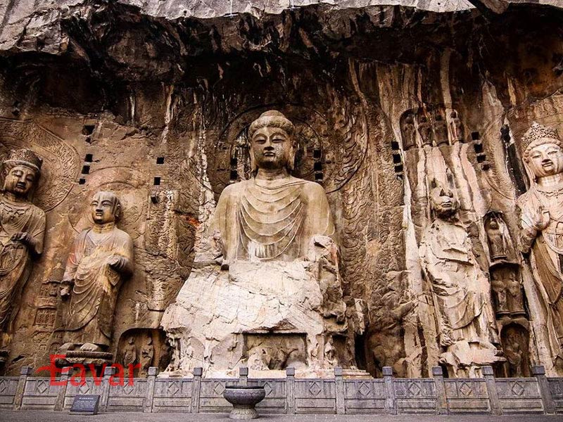 غارهای لانگمن در چین