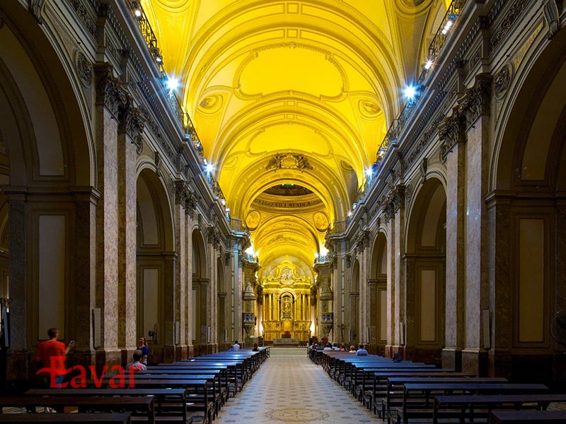 کلیسای جامع متروپولیتن از مکان های گردشگری بوینس آیرس