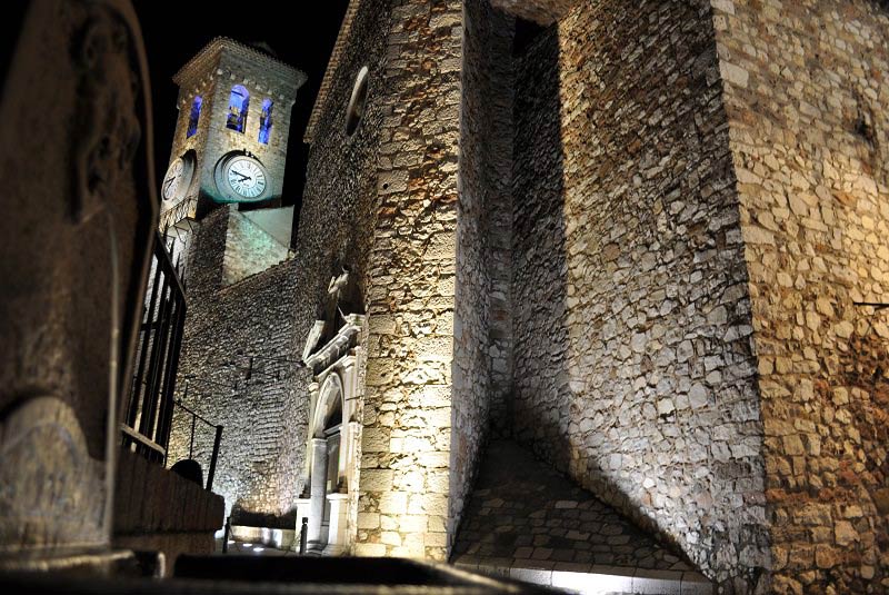 کلیسا نوتردام اسپرانس از جاذبه های کن فرانسه